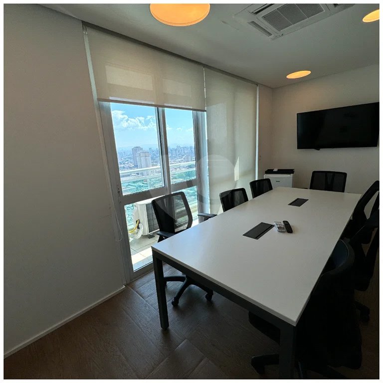 Conjunto comercial com 223,38 m² à venda na Vila Carrão