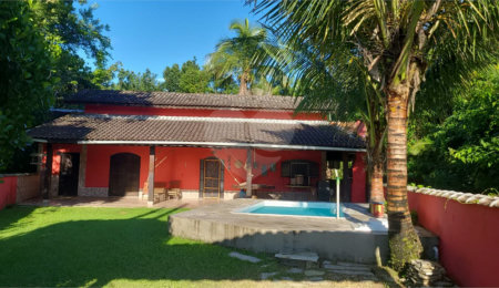 Casa à venda com 3 quartos, sendo 2 suítes, em Costa do Sol, Bertioga, SP