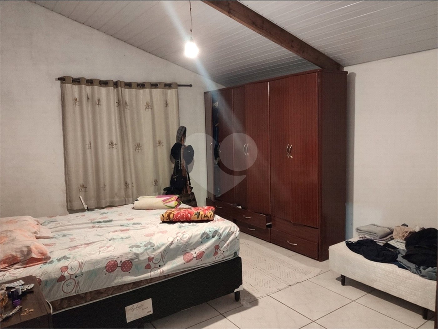 Sobrado à venda com 290m² na região central de Bom Jesus dos Perdões – SP
