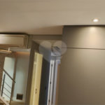 Linda cobertura Duplex om 3 dormitórios, sendo uma suíte com armários e ar condicionado e 2 vagas .