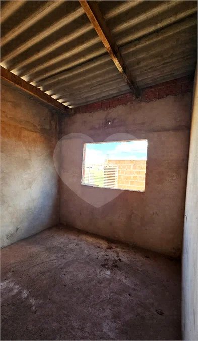 Casa à venda com 3 quartos, sendo 2 suítes, em Jardim Nova Ponta Porã, Ponta Porã - MS