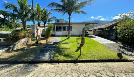 Casa à venda com 2 quartos, sendo 1 suíte, em Morada da Praia, Bertioga, SP