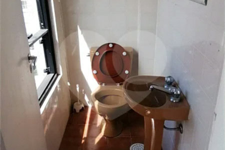 SALA COMERCIAL 55m2 Á VENDA NA VILA MARIANA (LADO DIREITO)