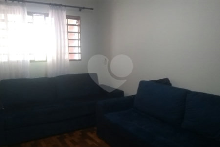 Casa térrea para venda ou locação no Santa Felícia.