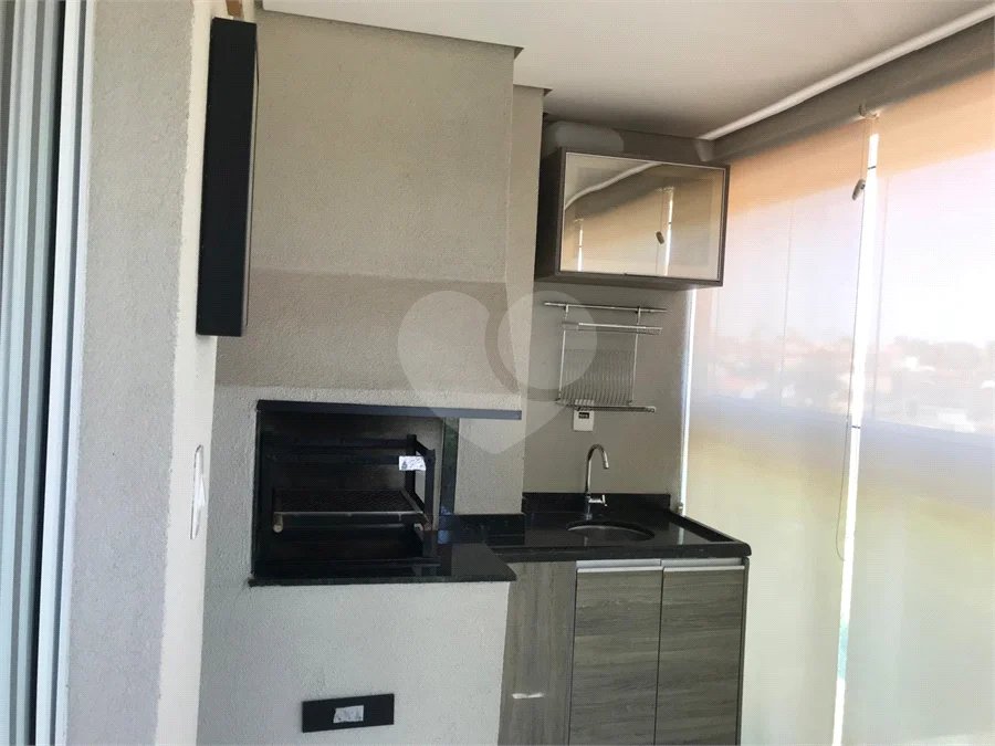 APARTAMENTO MOBILIADO EM FRENTE AO SHOPPING 02 DORMITÒRIOS