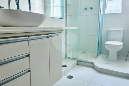 Apartamento de 130m2 à venda com 3 dormitórios e 2 vagas no Campo Belo
