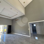 Casa alto padrão condomínio fechado em Atibaia com 4 suítes e ampla área de lazer, espaço gourmet, piscina, 6 vagas garagem