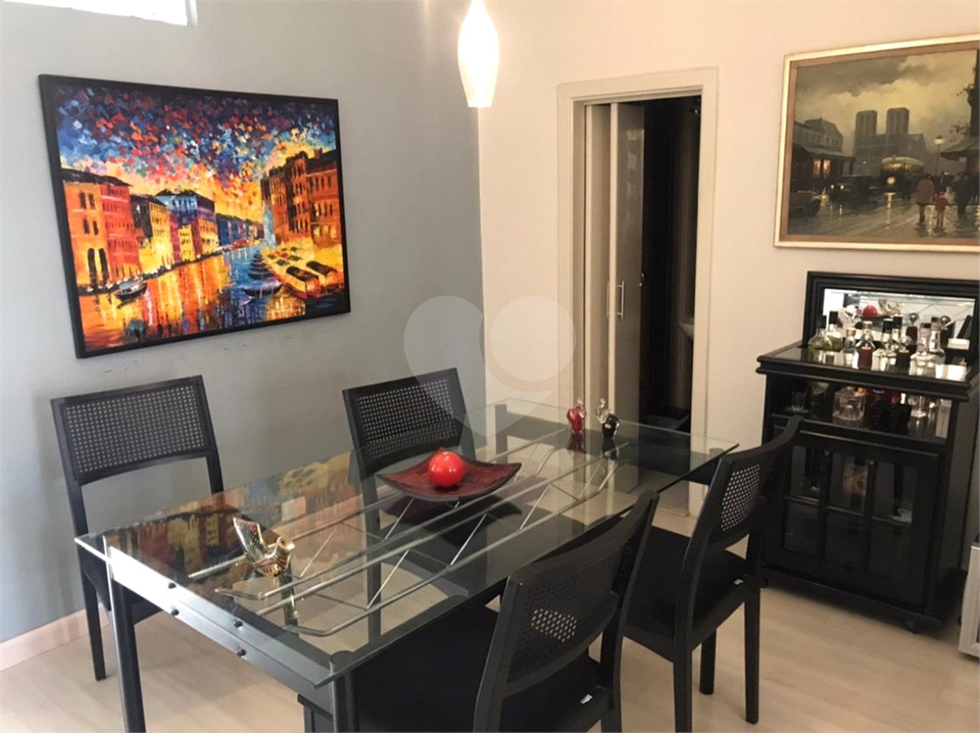 Casa Sobrado à venda no Planalto Paulista de 153m² com 3 dormitórios e 2 vagas