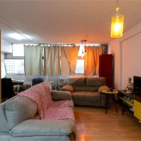 Studio à venda com 49m², 1 quarto e sem vaga