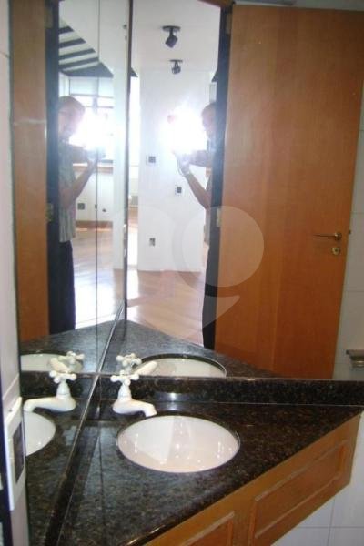 MARAVILHOSA COBERTURA DUPLEX 100 m² ÚTEIS REFORMADA - CAMPO BELO