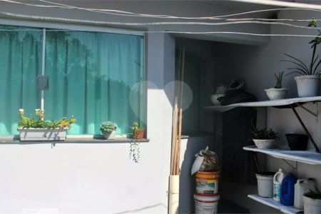 Casa com 250m² , 3 quartos, sendo 1 suíte , 3 vagas , à venda no Jd. Ana Maria - Santo André