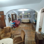 Casa à venda na Vila Mariana de 300 metros quadrados, com 3 dormitórios, 1 suíte e 2 vagas.