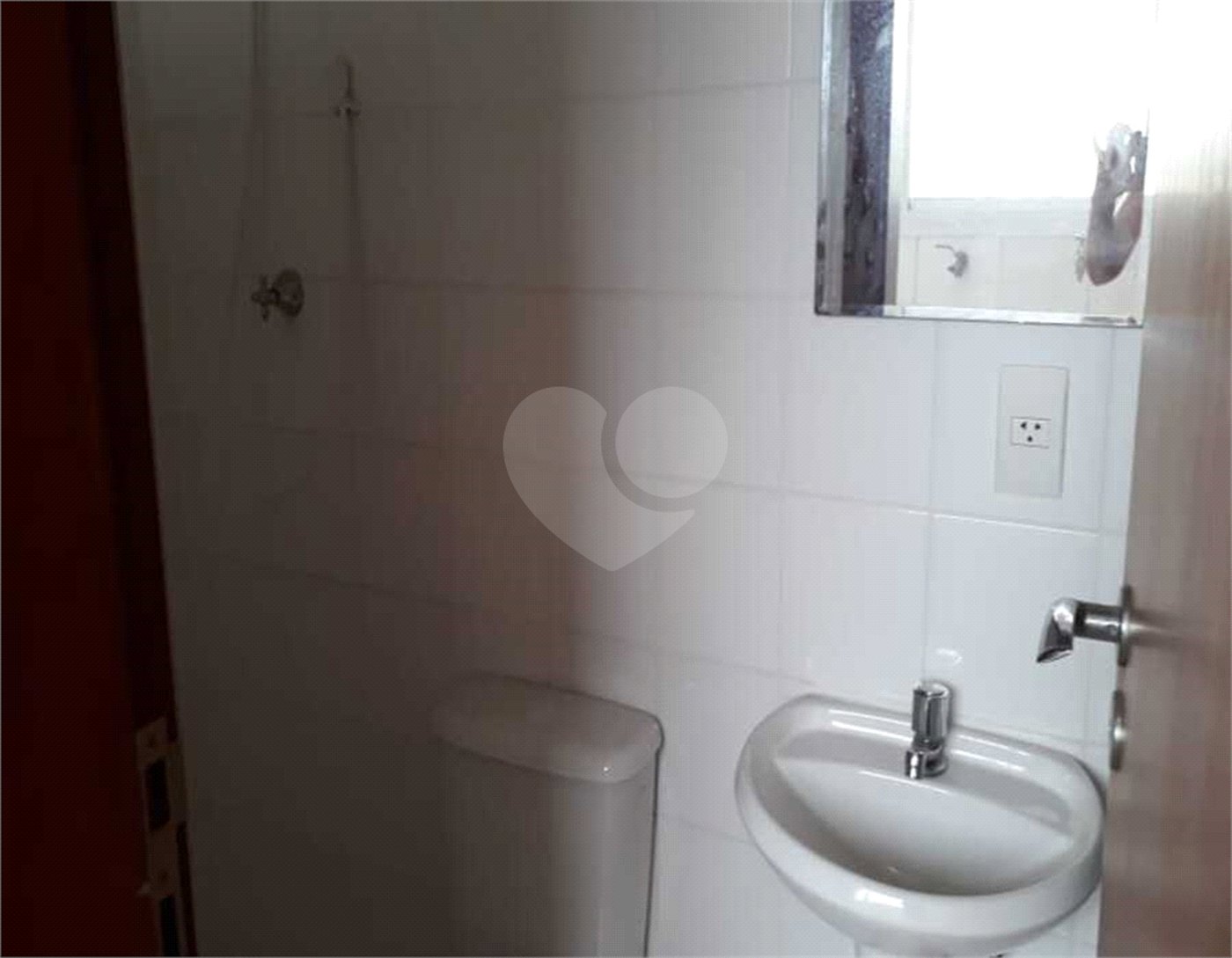 Lindo Apto Edifício Raquel Venda com Sacada gourmet.com 03 dormitórios 01 suíte