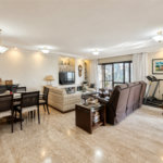 Apartamento de 184 m² em andar alto com 4 dormitórios e 3 vagas em Perdizes