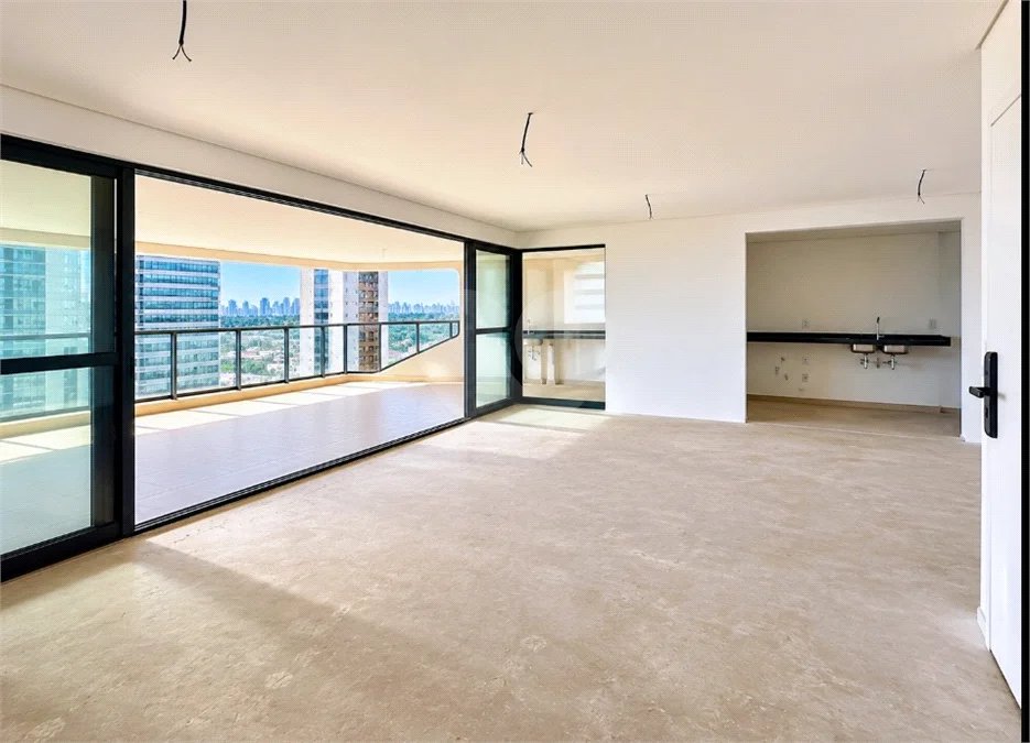 Apartamento à venda com 3 suítes em Chácara Santo Antônio, São Paulo, SP