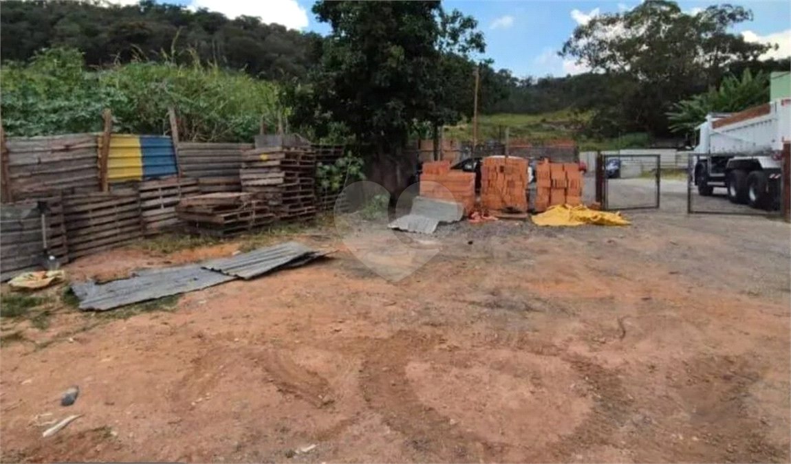 Terreno residencial para venda com 1.100m² - no Jaraguá.