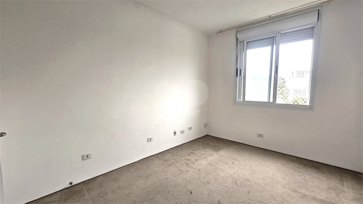 Apartamento para alugar com 3 quartos, sendo 1 suíte, em Granja Julieta, São Paulo, SP