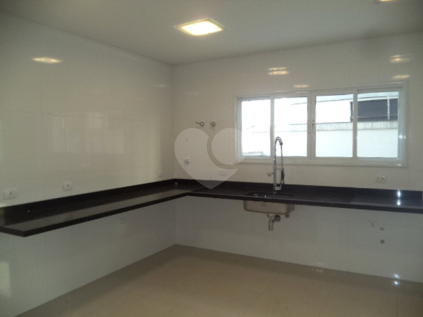 Sobrado nas Palmas do tremembé