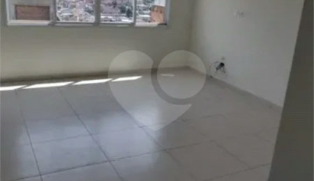 Sobrado à venda com 2 quartos, sendo 1 suíte,  em Condomínio Maracanã, Santo André, SP