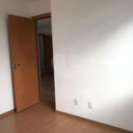 Apartamento no condomínio Monte Berlim