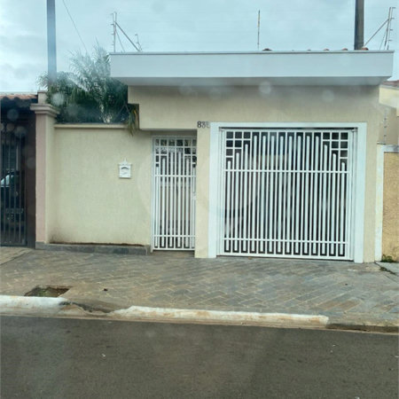 Casa térrea para venda no Planalto paraíso