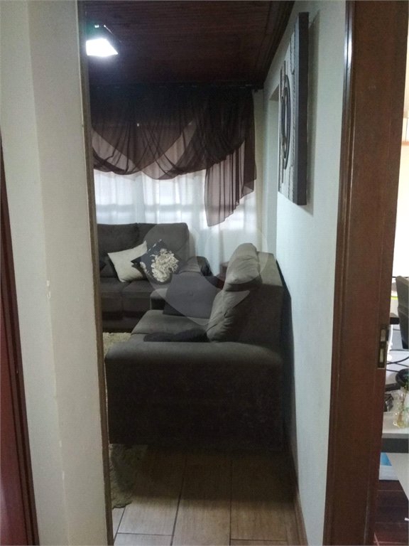 Casa térrea para venda ou locação no Jardim São Carlos V