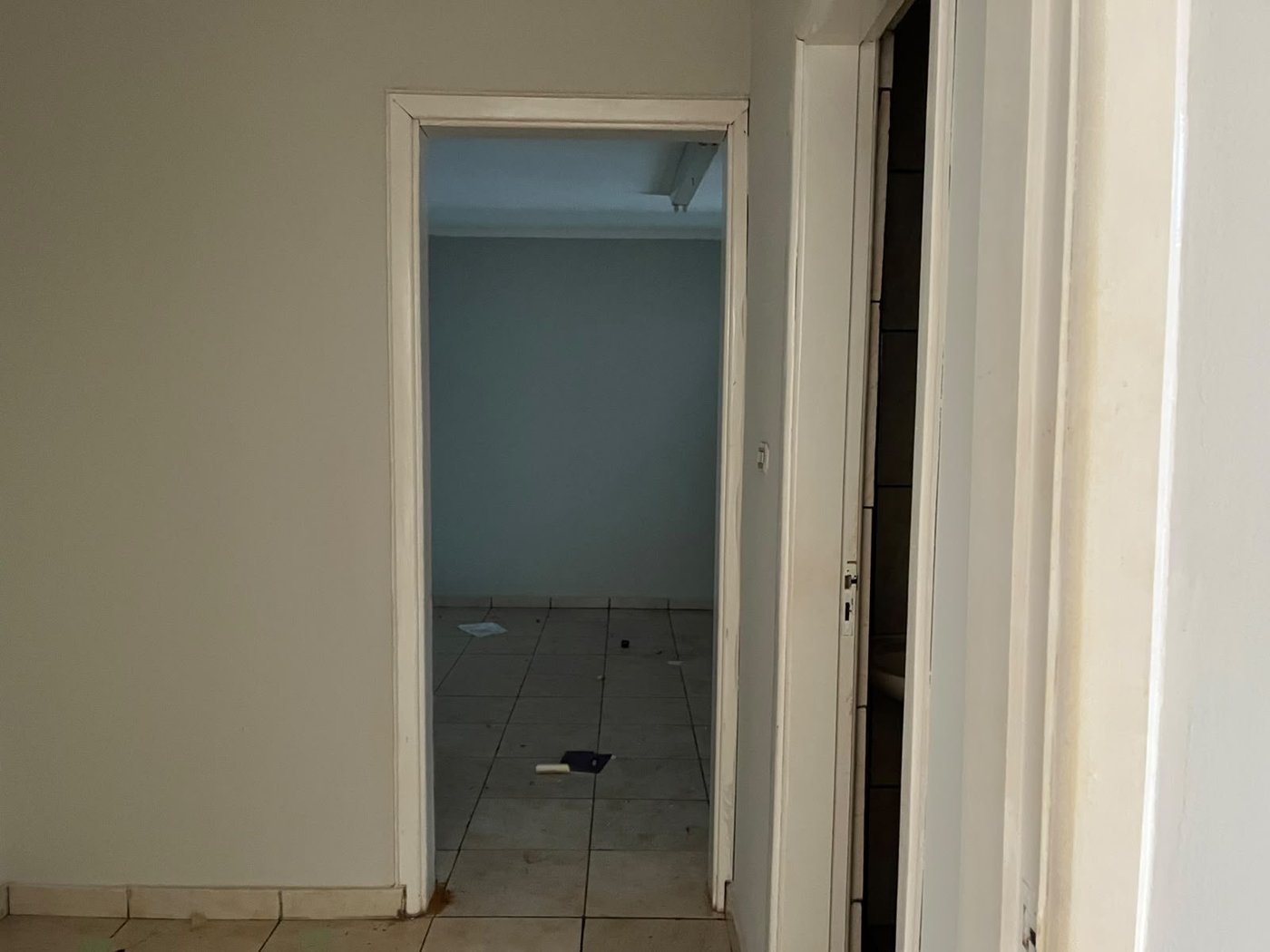 Casa para alugar com 4 quartos, sendo 2 suítes, no Centro, Três Lagoas, MS