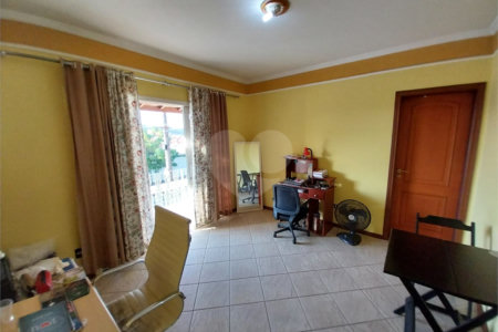 Sobrado à venda com 5 quartos, sendo 1 suíte,  em Terra Nobre, Louveira, SP