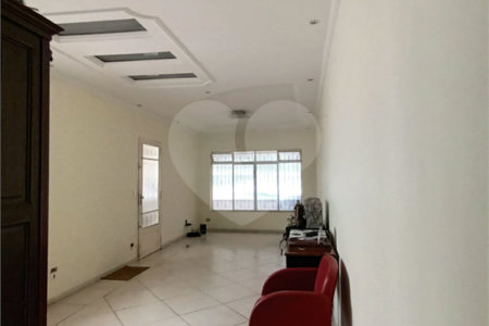 Casa térrea com duas edículas para venda - Saúde, SP.