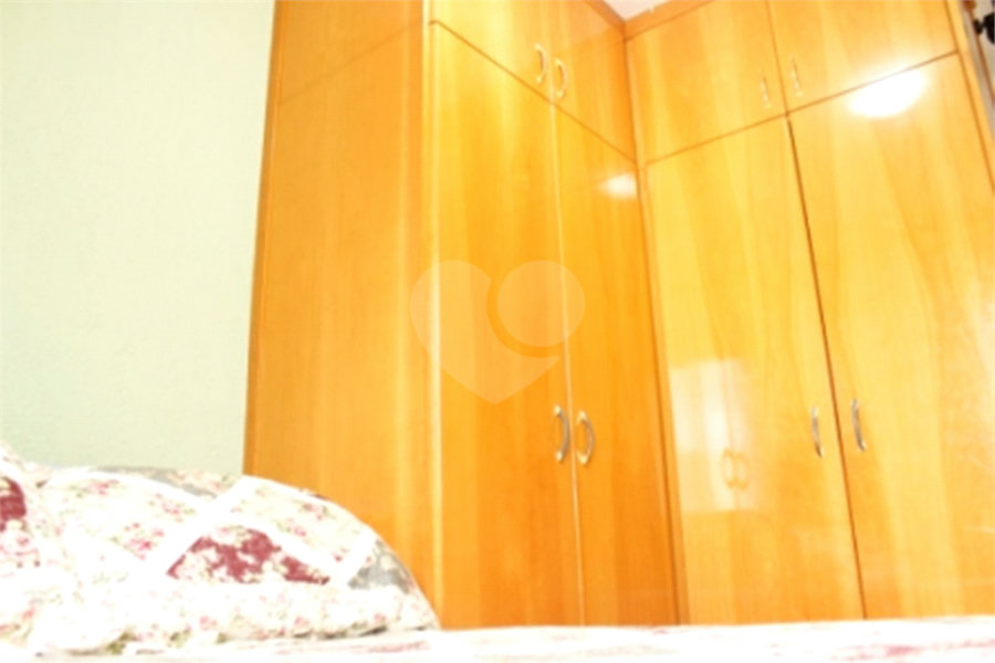 Apartamento 03 Dorm 02 Banheiros 01 Vaga na Saúde para Venda.