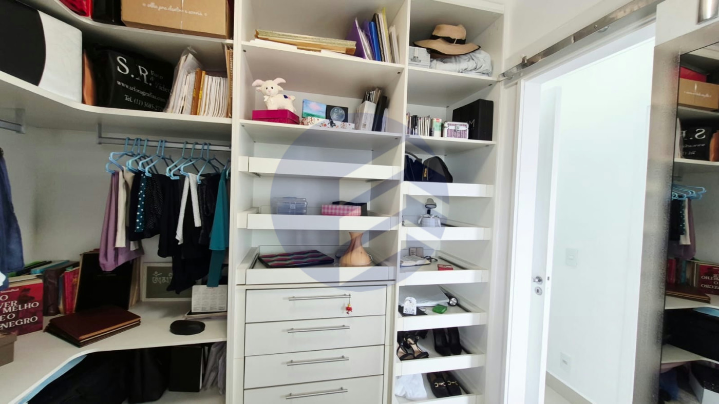 Apartamento à venda com 3 quartos, sendo 1 suíte, em Jardim Esmeralda, São Paulo - SP