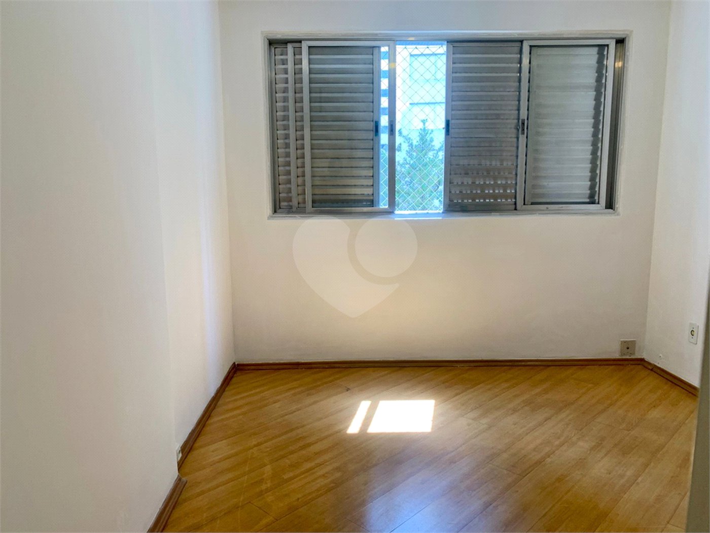 Excelente oportunidade! Paraíso 125m², 3dormitórios sendo 1 suíte, 1 vaga.