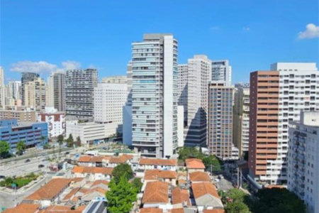 Apartamento no Itaim Bibi de 45m2 com 1 dorm, 1 banheiro, 1vaga. Estuda permuta. Viva a um passo dos melhores shoppings, hospitais, escolas e rodovias principais com 1 dorm, 1 banheiro, 1 vaga. Estuda permuta