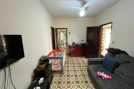 Casa a venda na Cidade Jardim com 3 dormitorios e 1 suite