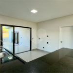 Casa térrea 3 dormitórios (3 suítes), espaço gourmet, piscina, 2 vagas garagem, condomínio fechado com ampla área lazer