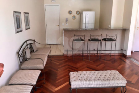 Apartamento com 3 Dormitórios sendo 1 Suíte 2 Vagas à Venda 99 m² por R$ 650.000