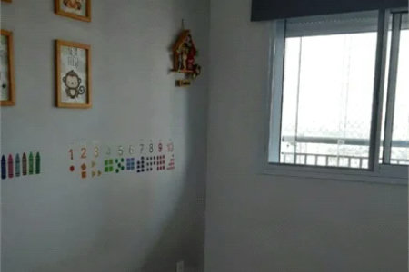 Apartamento à venda com 2 quartos em Jardim Esmeralda, São Paulo, SP
