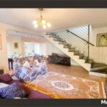 Casa com 540m² , 5 dormitórios , sendo 4 suítes , 10 vagas , à venda no bairro Jardim , em Santo André