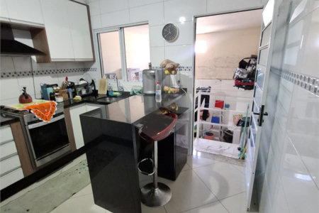 Sobrado à venda com 2 quartos em Interlagos, São Paulo, SP