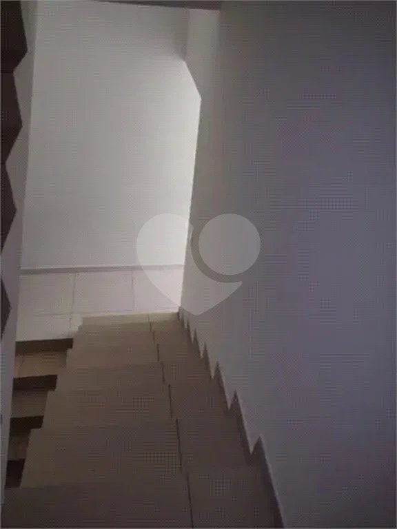 Sobrado à venda em Santo André , com 179m² , 2 dormitórios , sendo 1 suíte e 5 vagas.