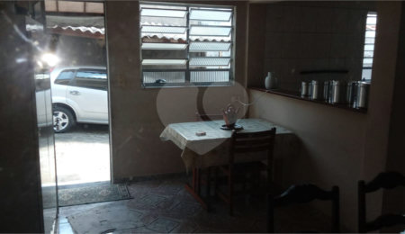 Casa à venda com 3 suítes em Vila Brasilina, São Paulo, SP