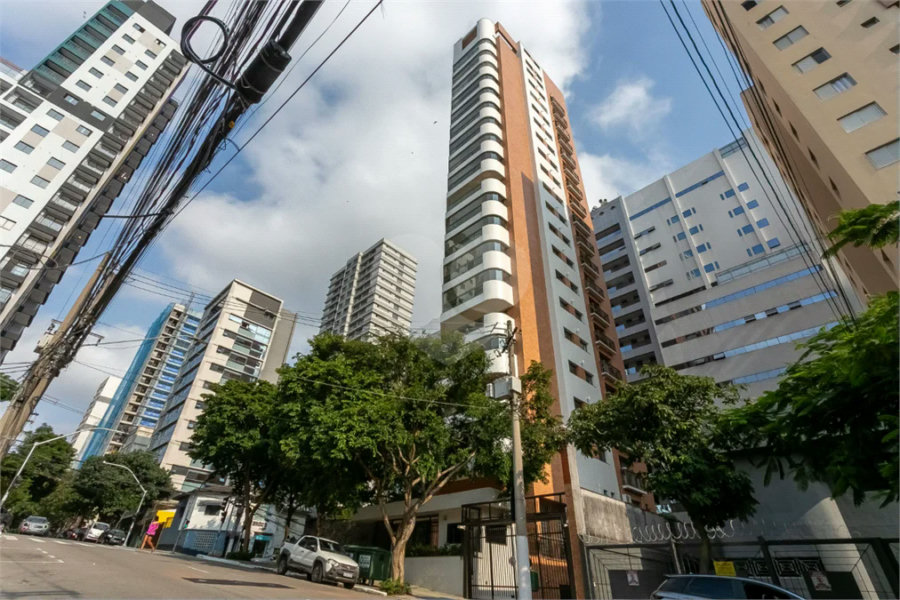 Vila Clementino - Apartamento reformado | 186 m² | 3 suítes | 3 vagas livres