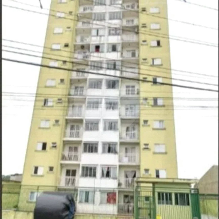 Apartamento com 50m², 2 dormitórios, 2 vagas, disponível para venda e locação, no bairro Água Chata, em Guarulhos.