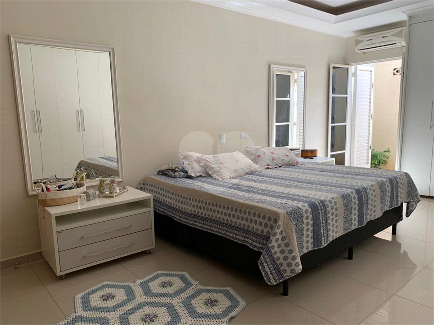 Casa à venda com 4 quartos, sendo 3 suítes, em Santos Dumont, Três Lagoas - MS