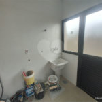 Casa exclusiva em Atibaia de alto padrão com 3 suítes, piscina, espaço gourmet, condomínio fechado, aceita financiamento