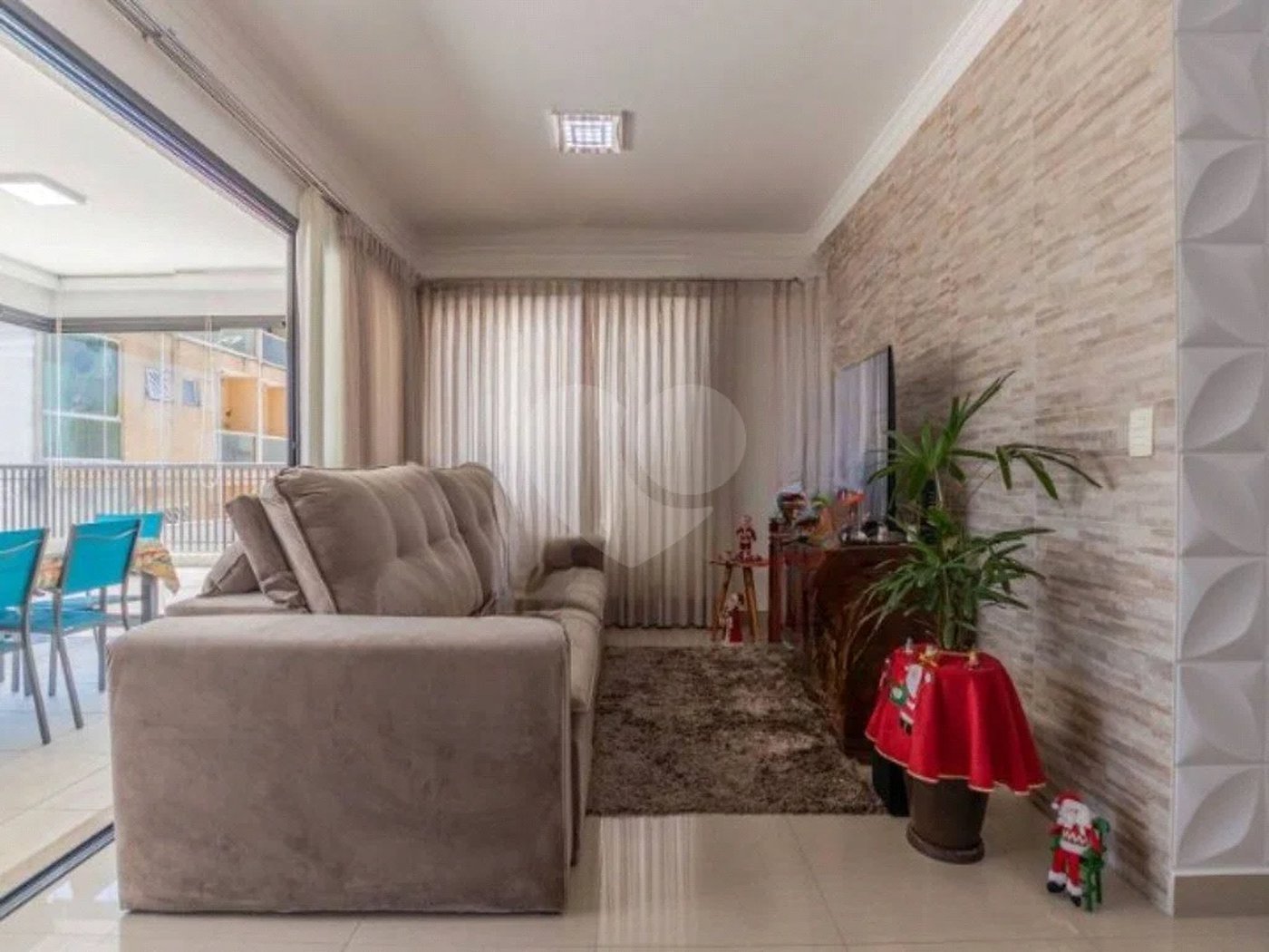 Apartamento à venda na Vila Carrão, 3 quartos (1 suíte), garden