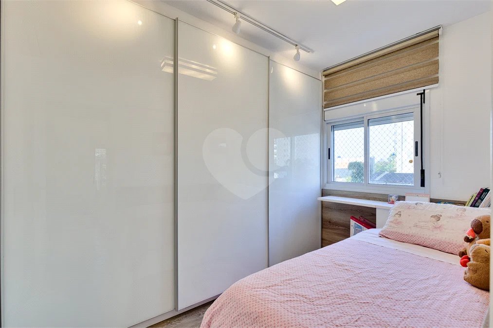 Apartamento à venda com 3 quartos, sendo 1 suíte, em Alto da Boa Vista, São Paulo, SP