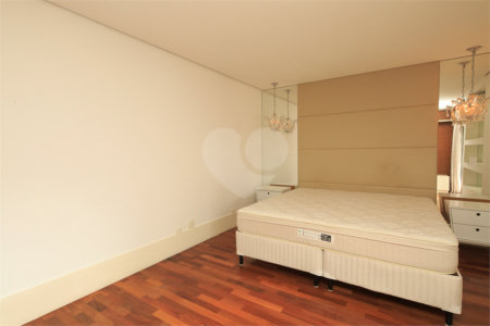 Apartamento à venda com 4 suítes em Alto da Boa Vista, São Paulo, SP