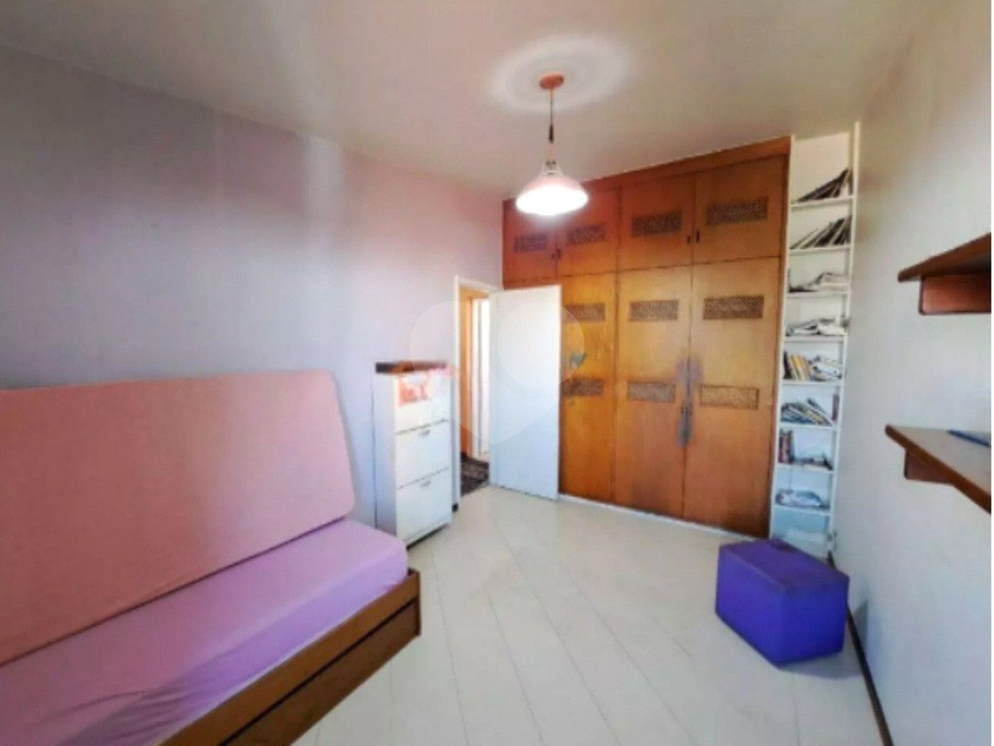 Sobrado com 112m² , 3 dormitórios , sendo 1 suíte , 3 vagas de garagem , à venda no Bosque da Saúde.