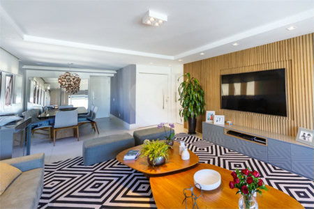 Apartamento de 149,51m2, 3 dormitórios, 1 suíte, toalete social, living 2 ambientes, 2 vagas fixas e lazer completo em Higienópolis.